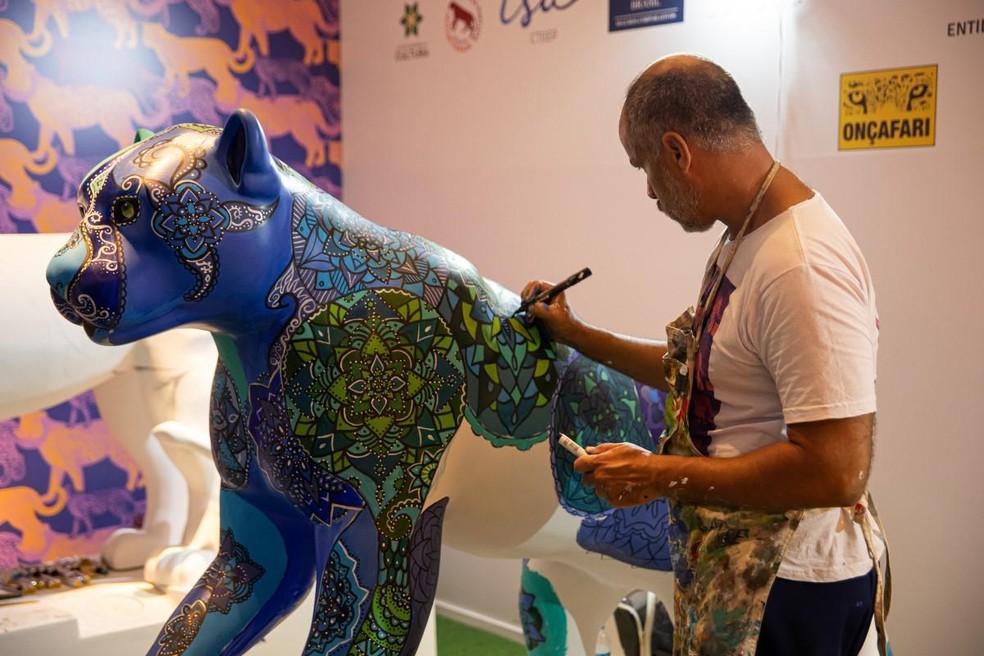 Na foto, escultura de uma onça-pintada feita durante a exposição de 2019 — Foto: ( Jaguar Parade/ Divulgação)