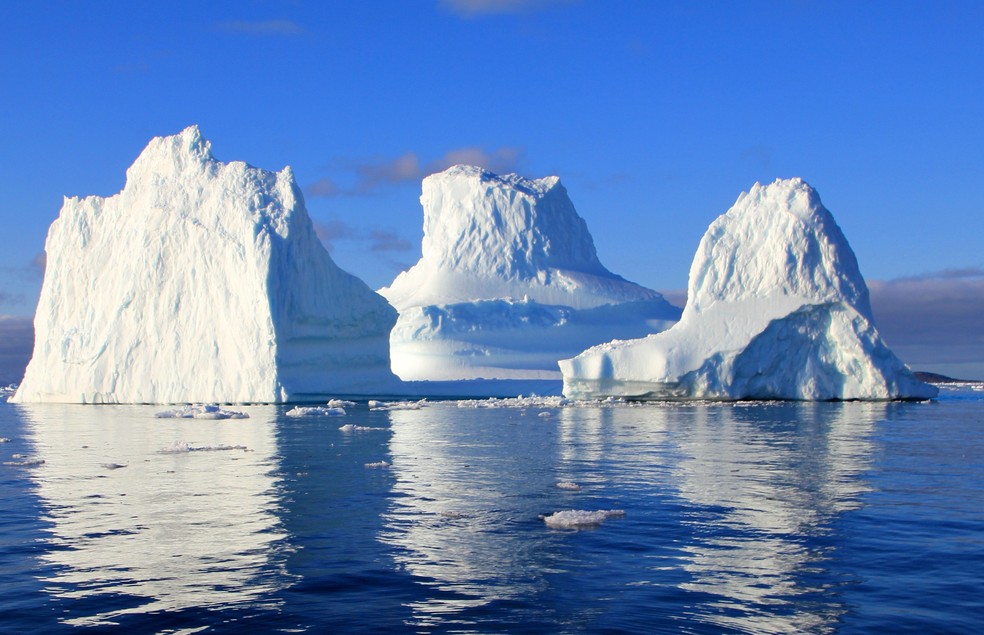 Os icebergs são rupturas que ocorrem nas plataformas de gelo — Foto: Canva/ Creative Commons