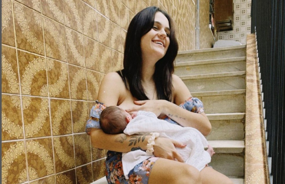 Francisco, filho recém-nascido de Camila, tem pouco mais de 1 mês  — Foto: Instagram/ @inspireoutras/ Reprodução
